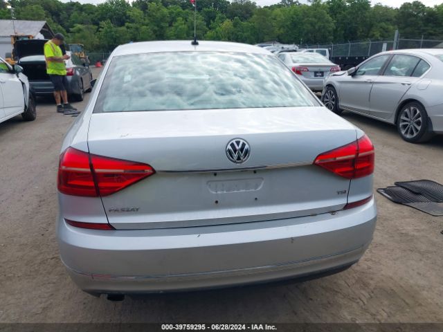 1VWAT7A38GC052298 Volkswagen Passat 1.8t S