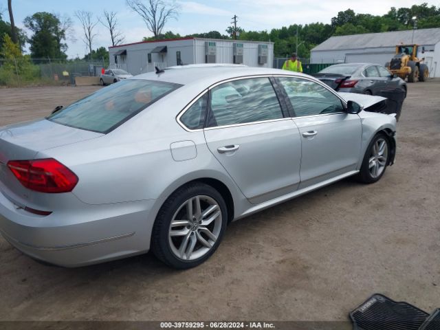 1VWAT7A38GC052298 Volkswagen Passat 1.8t S