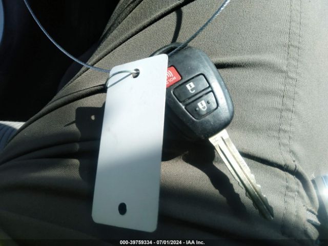 2T3WFREV5EW098365 Toyota Rav4 Xle