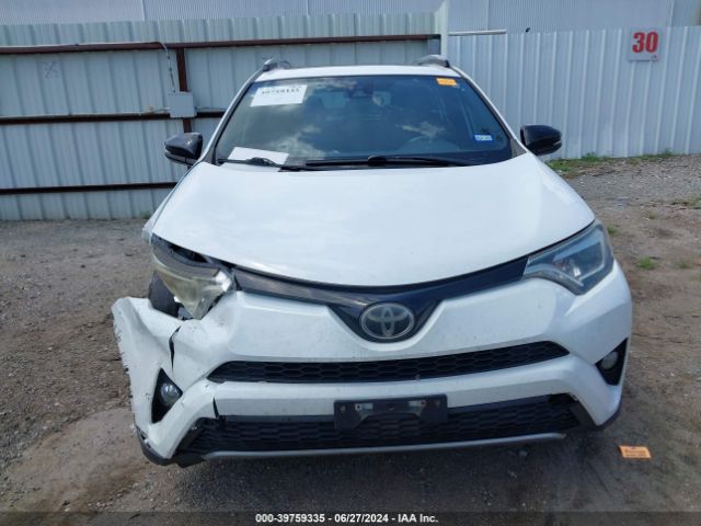 JTMNFREV0HJ121677 Toyota RAV4 SE