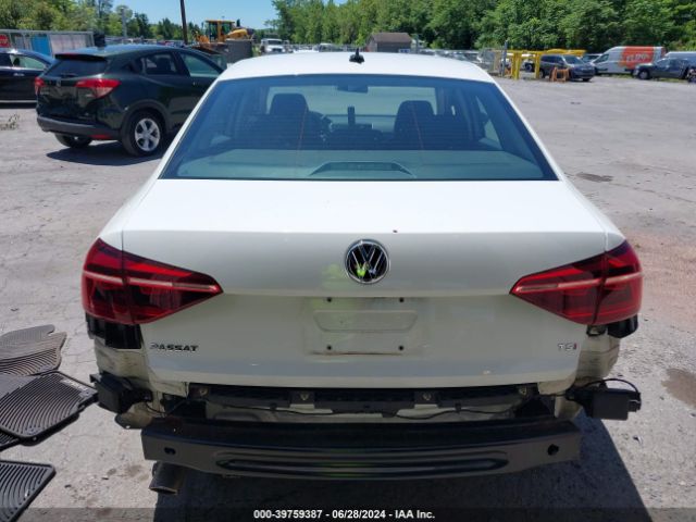 1VWAA7A38JC043386 Volkswagen Passat 2.0t R-line/2.0t S