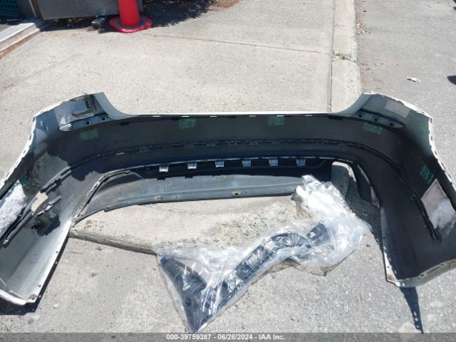 1VWAA7A38JC043386 Volkswagen Passat 2.0t R-line/2.0t S