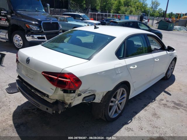 1VWAA7A38JC043386 Volkswagen Passat 2.0t R-line/2.0t S