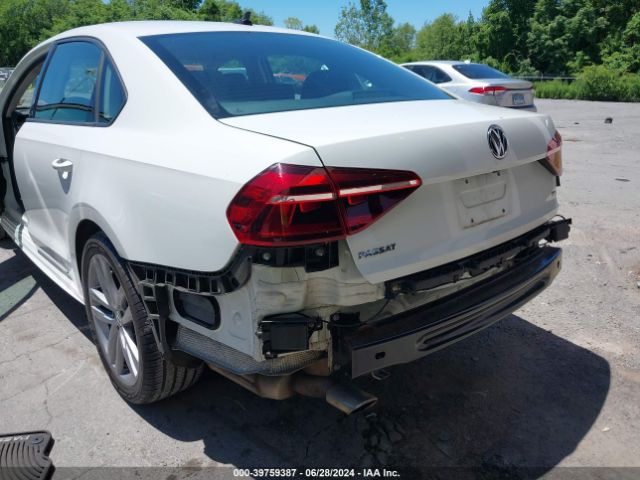 1VWAA7A38JC043386 Volkswagen Passat 2.0t R-line/2.0t S