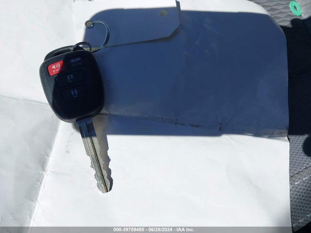 Toyota COROLLA LE 2016 2T1BURHE4GC733041 Image 11