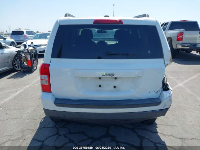 1C4NJPBB0GD660066 Jeep Patriot Sport