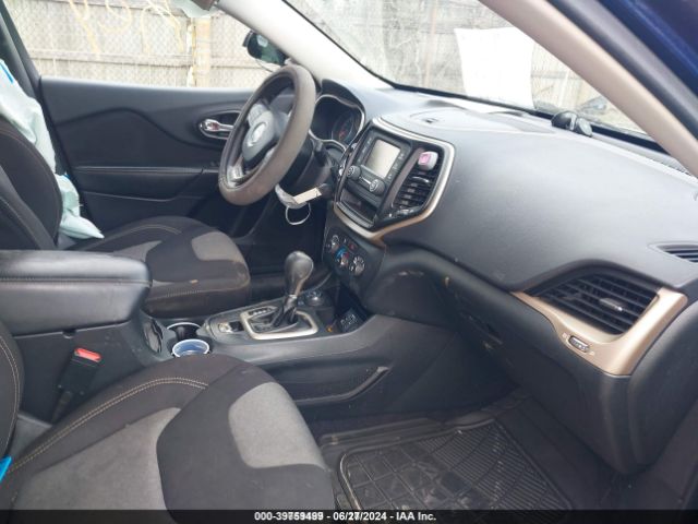 1C4PJMAB2GW191365 Jeep Cherokee Sport