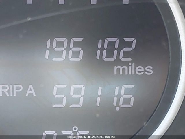 5J6RM4H38EL010535 Honda CR-V LX
