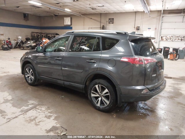 Toyota Rav4 Xle 2017 JTMRFREV4HJ165389 Image 3