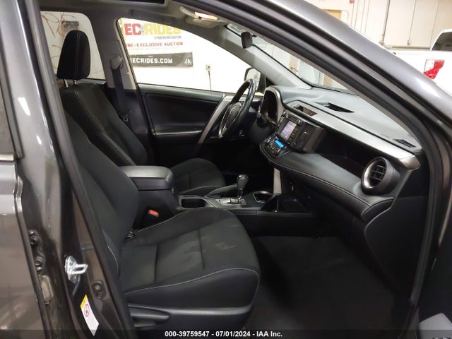 Toyota Rav4 Xle 2017 JTMRFREV4HJ165389 Image 5