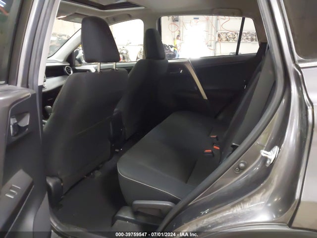 Toyota Rav4 Xle 2017 JTMRFREV4HJ165389 Image 8
