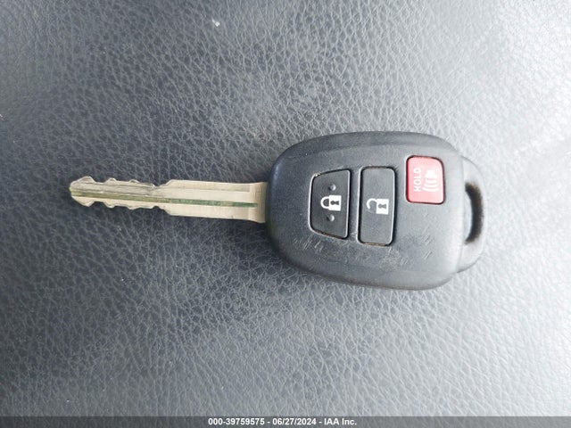 Toyota Rav4 Xle 2015 JTMWFREV0FD069676 Image 11