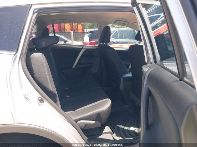 Toyota RAV4 LE 2016 2T3ZFREV4GW244643 Image 8