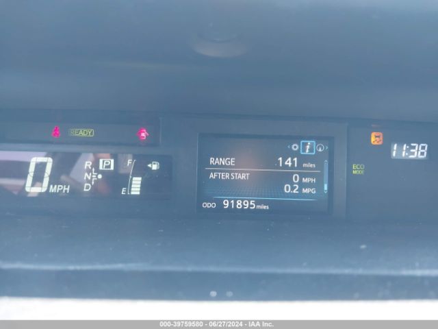 JTDZN3EU3FJ022048 Toyota Prius V Three