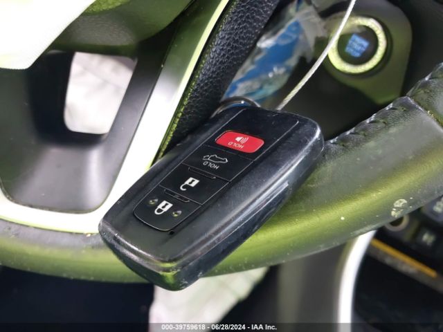 JTMC1RFV2KD028198 Toyota Rav4 Xle Premium