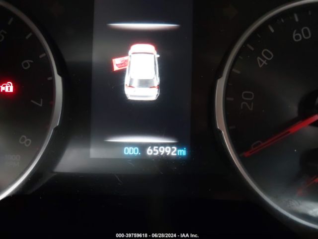 JTMC1RFV2KD028198 Toyota Rav4 Xle Premium