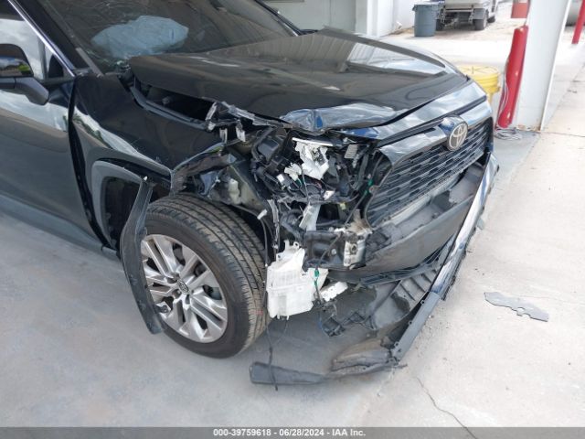 JTMC1RFV2KD028198 Toyota Rav4 Xle Premium