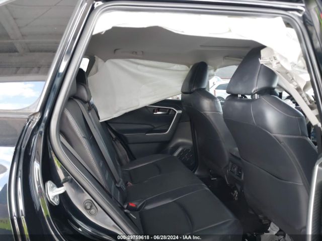 JTMC1RFV2KD028198 Toyota Rav4 Xle Premium