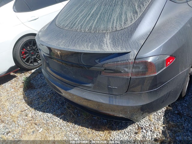 Tesla Model S Plaid Tri Motor All-wheel Drive 2021 5YJSA1E69MF433283 Image 16