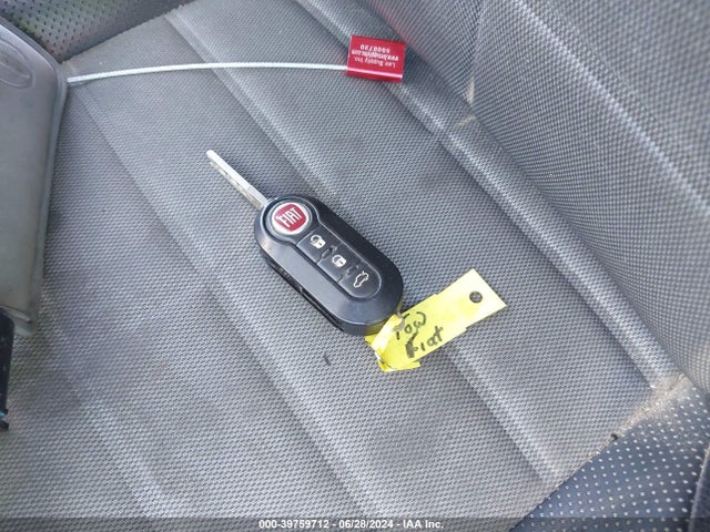 2013 FIAT 500 3C3CFFBR9DT544617 Photo 10