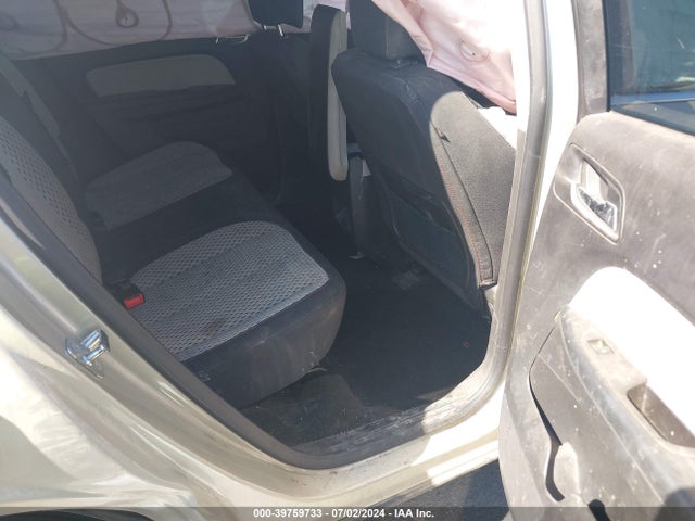Chevrolet EQUINOX LS 2015 1GNFLEEK3FZ127930 Image 8