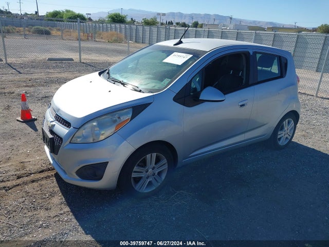 Chevrolet Spark 1lt Auto 2014 KL8CD6S99EC515559 Image 2