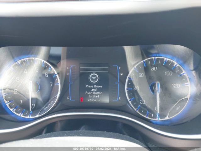 2C4RC1DG4LR172683 Chrysler Voyager Lxi