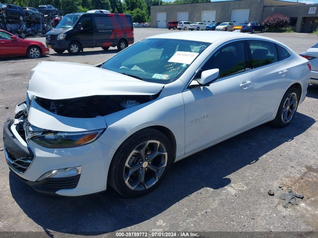 Chevrolet MALIBU LT 2024 1G1ZD5STXRF144660 Image 2