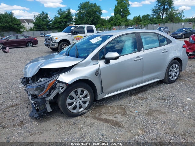 Toyota COROLLA LE 2021 5YFEPMAE7MP232741 Image 2