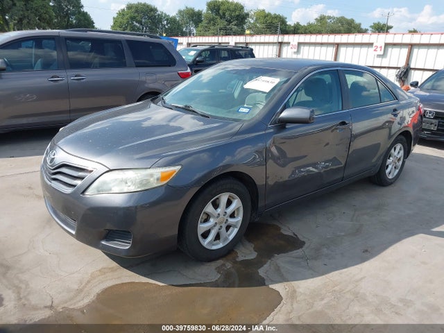 39759830 :رقم المزاد ، 4T4BF3EK4BR144554 vin ، 2011 Toyota Camry Le مزاد بيع