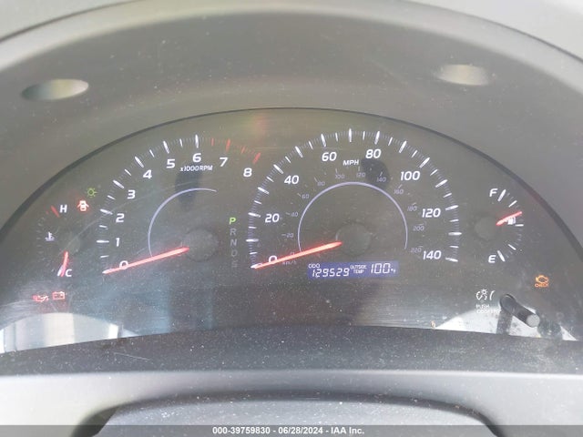 39759830 :رقم المزاد ، 4T4BF3EK4BR144554 vin ، 2011 Toyota Camry Le مزاد بيع