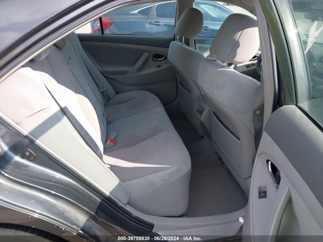 39759830 :رقم المزاد ، 4T4BF3EK4BR144554 vin ، 2011 Toyota Camry Le مزاد بيع
