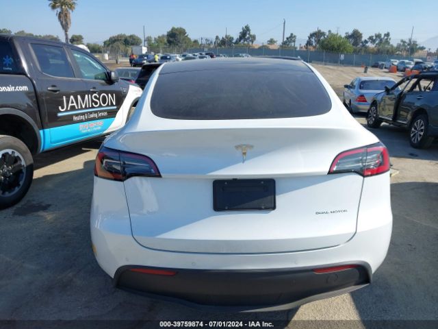 7SAYGDEE5NF366199 Tesla Model Y Long Range Dual Motor All-wheel Drive
