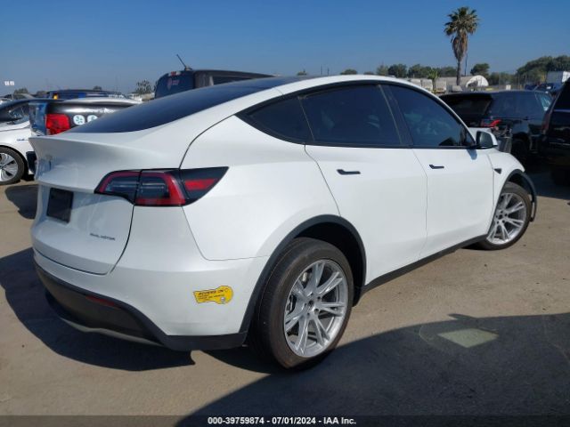 7SAYGDEE5NF366199 Tesla Model Y Long Range Dual Motor All-wheel Drive