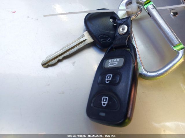 5NPD74LF8KH488463 Hyundai ELANTRA SE
