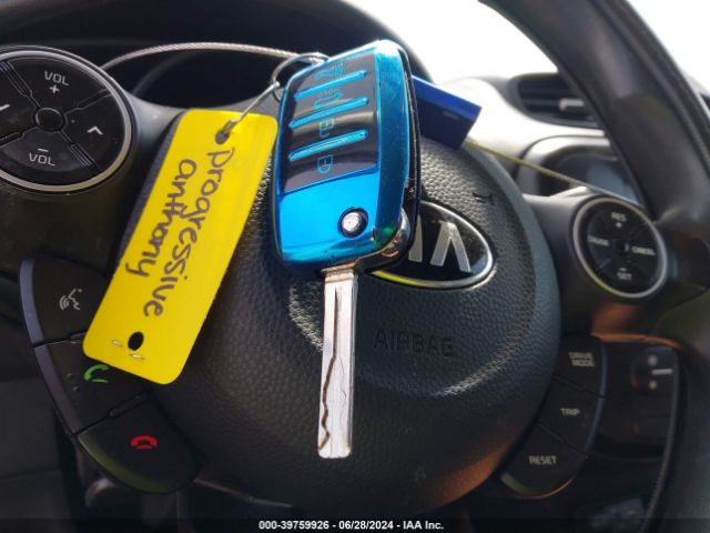 KNDJP3A51K7631586 KIA SOUL +