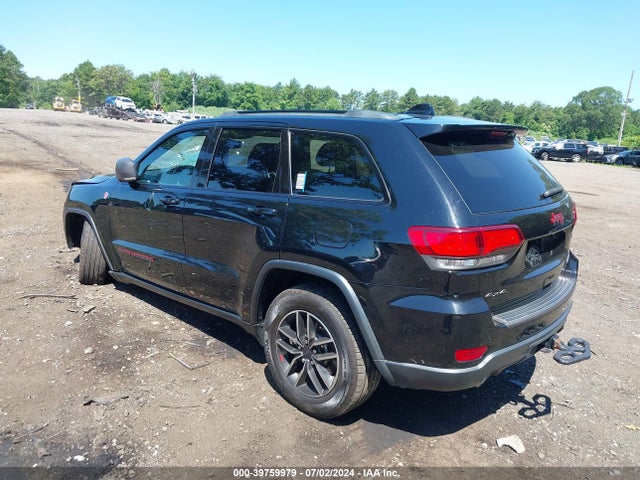 1C4RJFLG2KC620009 Jeep Grand Cherokee Trailhawk 4x4