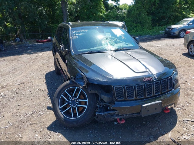 1C4RJFLG2KC620009 Jeep Grand Cherokee Trailhawk 4x4