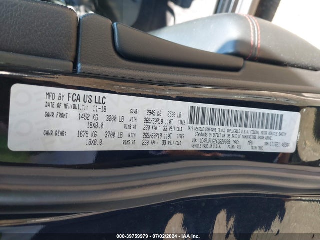 1C4RJFLG2KC620009 Jeep Grand Cherokee Trailhawk 4x4