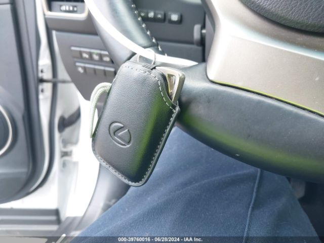 JTJYARBZ6H2070843 Lexus NX 200T