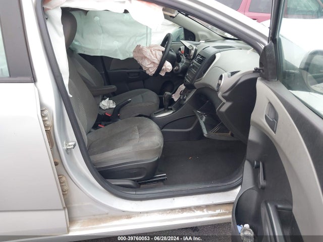 1G1JA5SH2F4171943 Chevrolet Sonic Ls Auto