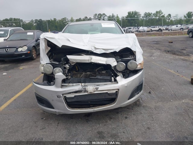 1G1JA5SH2F4171943 Chevrolet Sonic Ls Auto