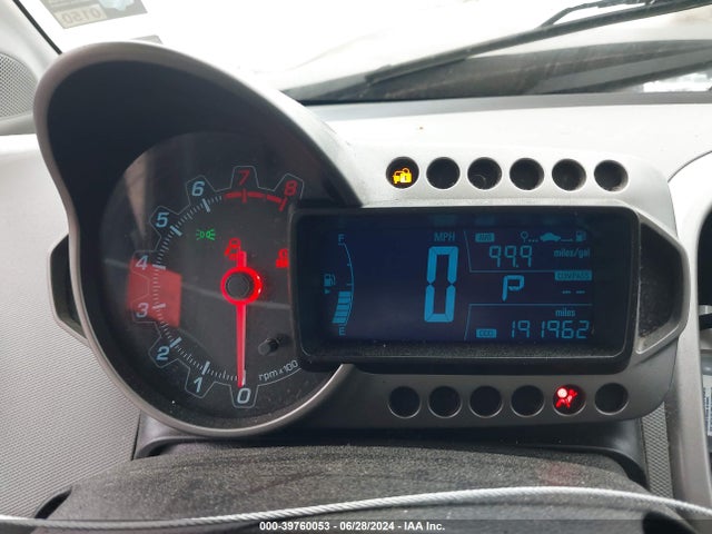 1G1JA5SH2F4171943 Chevrolet Sonic Ls Auto