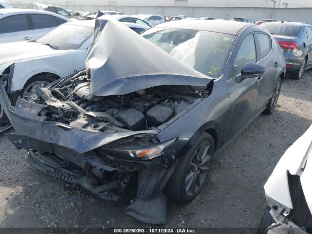 JM1BPAKLXM1313915 Mazda Mazda3 Select