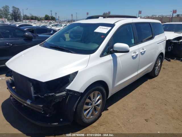 KNDMB5C15K6552493 KIA SEDONA LX