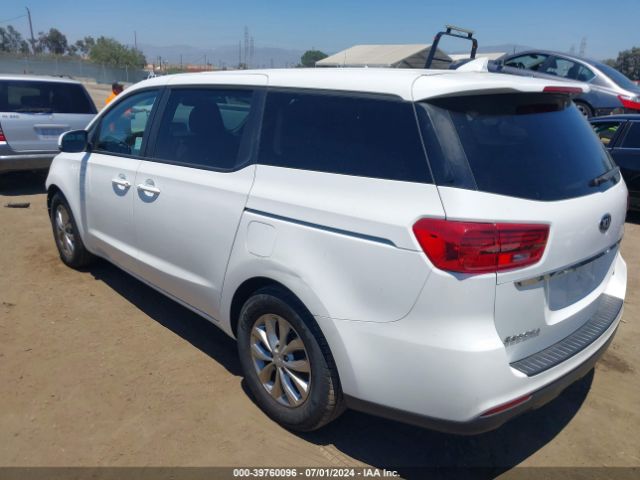 KNDMB5C15K6552493 KIA SEDONA LX