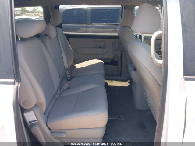 KNDMB5C15K6552493 KIA SEDONA LX