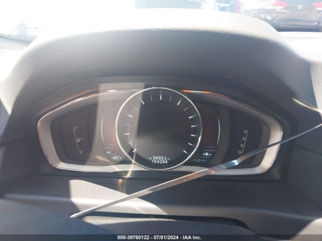 YV4902NM2F1210310 Volvo Xc70 T6 Platinum