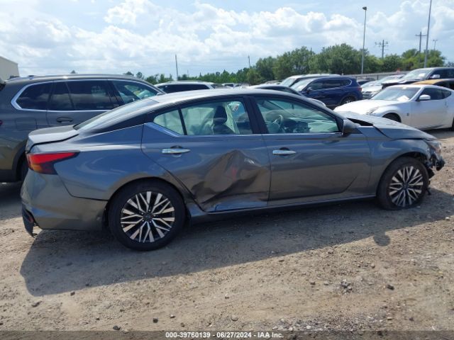1N4BL4DV1RN334640 Nissan Altima Sv Fwd