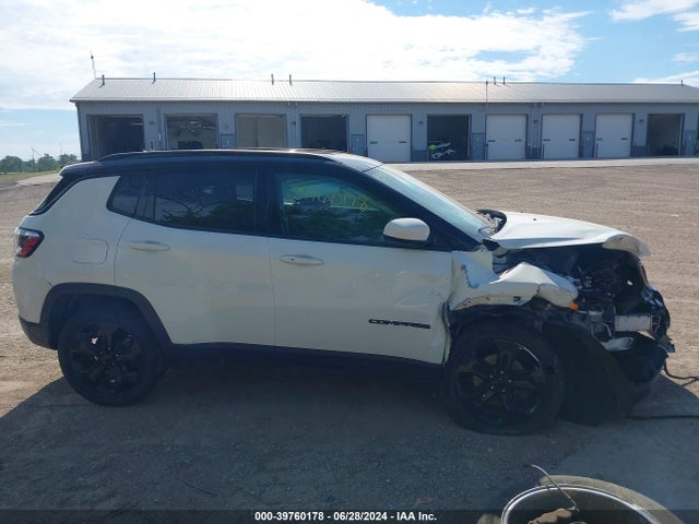 Jeep Compass Altitude 4x4 2018 3C4NJDBB9JT298819 Image 13